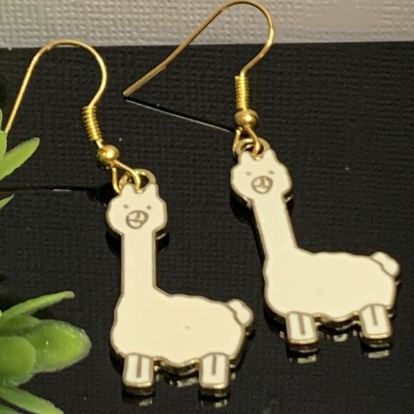 Llama Earrings, Llama Drama, Alpaca Earrings, Silly Earring, Gift Idea, Camel - Picture 1 of 6